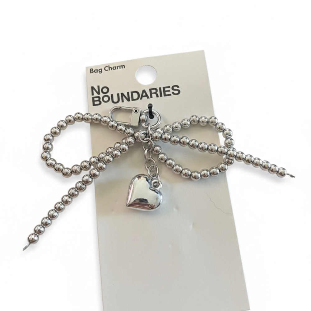 No Boundaries Silver Beaded Heart Bag Charm